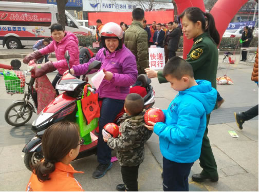 國泰科技參加2016年泰安市暨泰山區(qū)“3.15國際消費者權(quán)益日”紀念大會